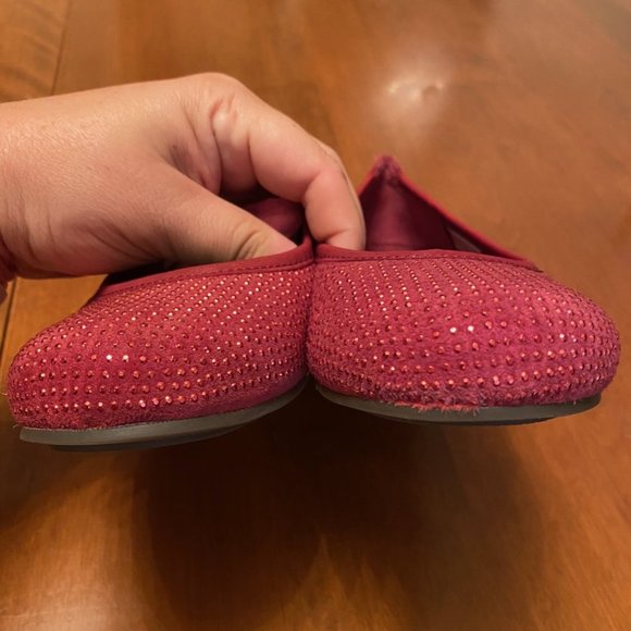 Vionic Red Flats with Rhinestone Detailing - Picture 2 of 8